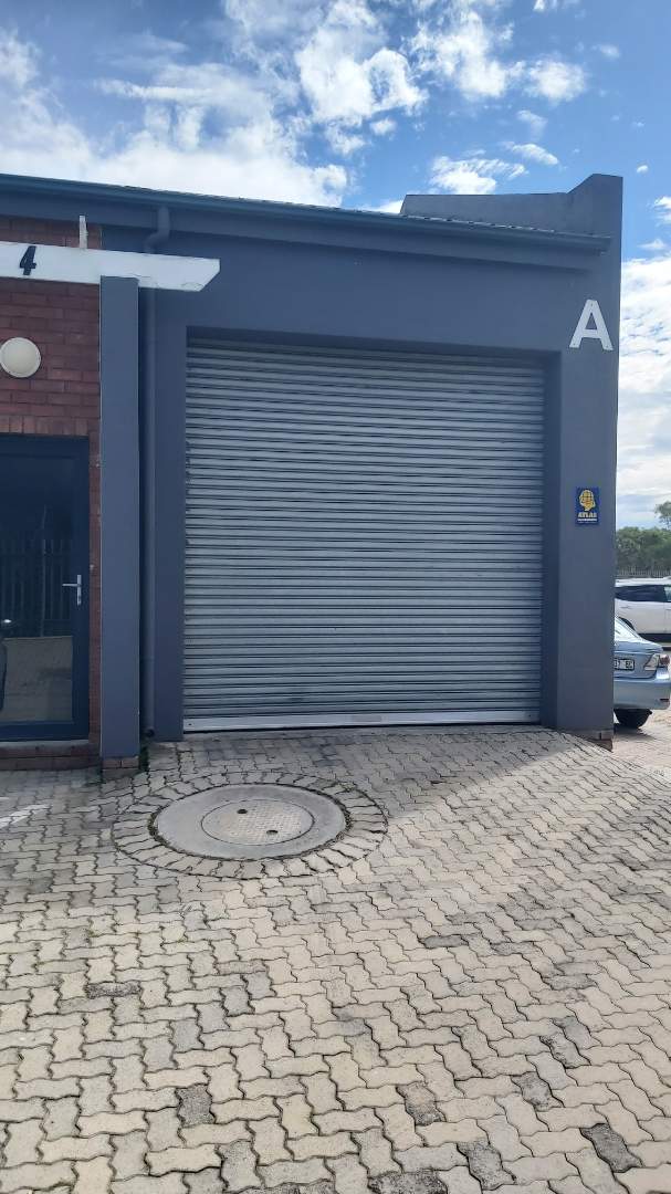To Let commercial Property for Rent in Overbaakens Eastern Cape